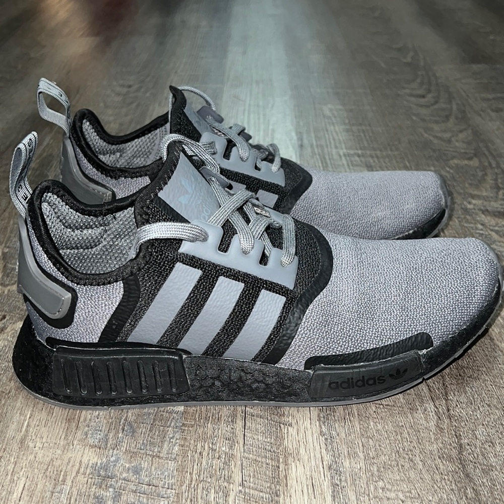 adidas NMD R1